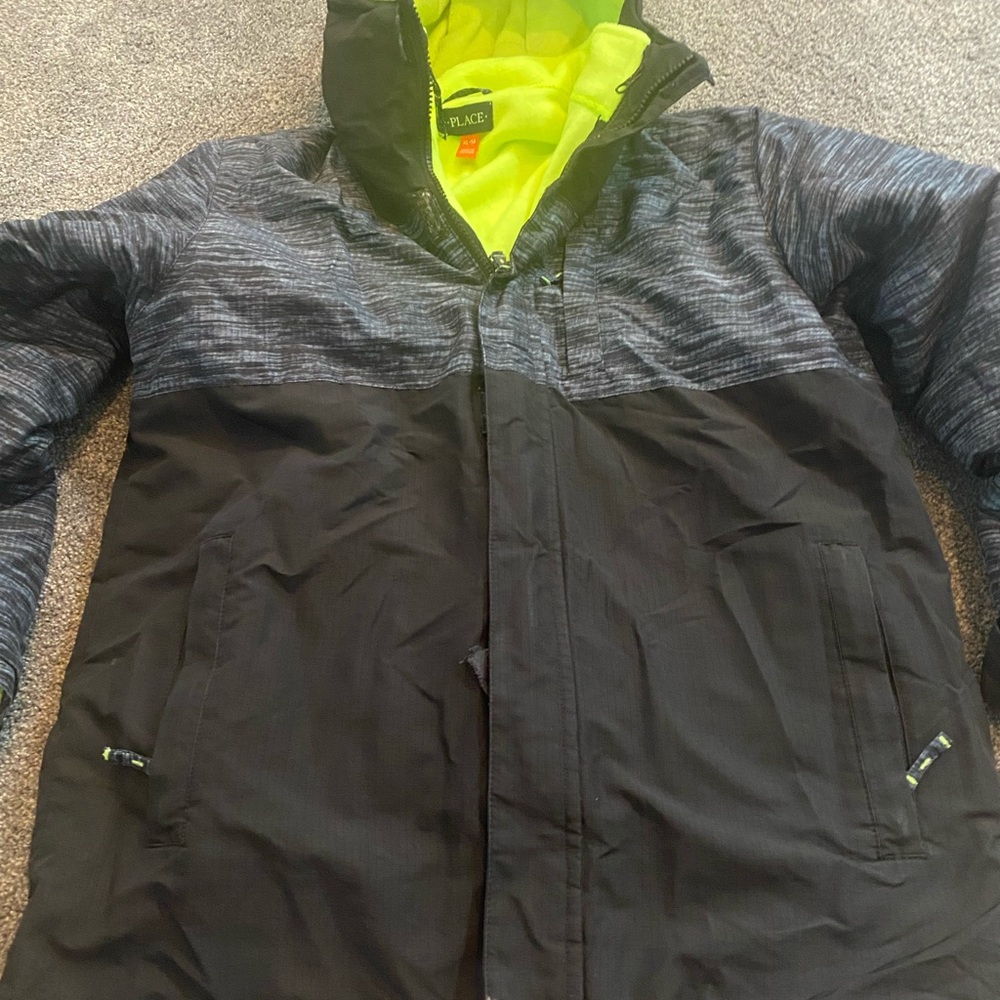 Children’s place extra lined heavy jacket. In great condition